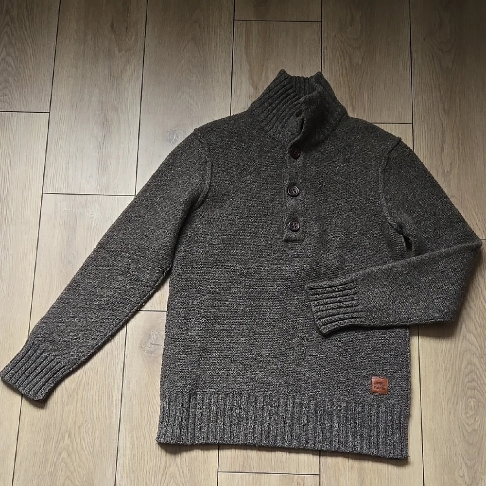 NWOT ROOTS Men's Brown Lambswool Sweater Size M